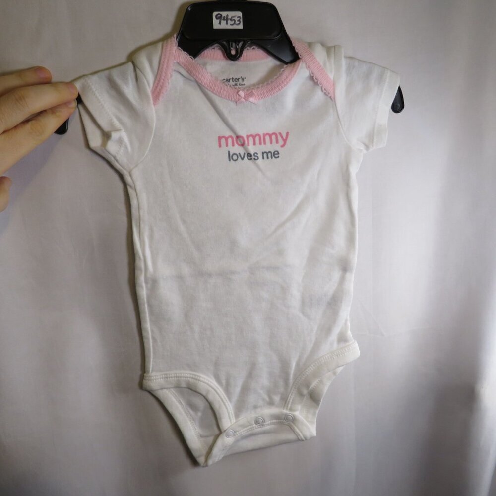 Baby...Mommy Loves Me bodysuit 3mts 100% cotton